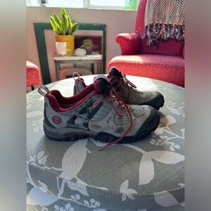 Timberland Gore-Tex  Low Hikers, Size 8.5